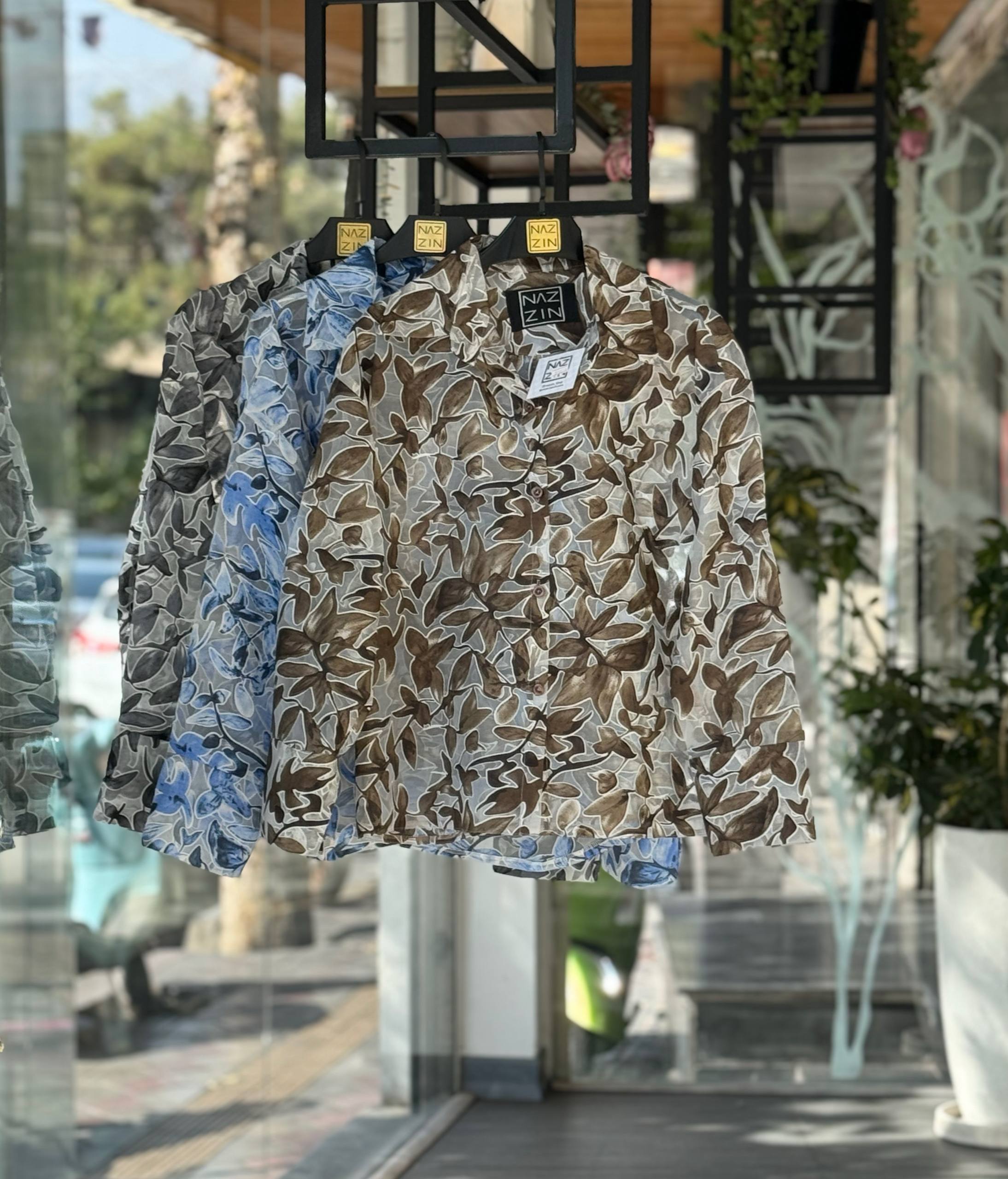 شومیز دکمه ای طرح برگ DW0208